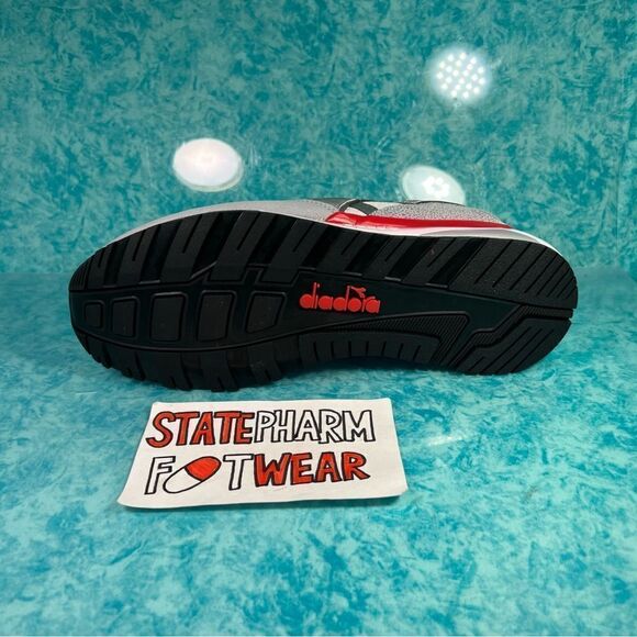 Diadora N9002  Gray Red Men's Low Top Suede Retro Shoes Sneakers - Picture 5 of 5